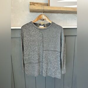 Coco & Jaimeson‎ Gray Patchwork Design Sweater Top size M  NWOT
